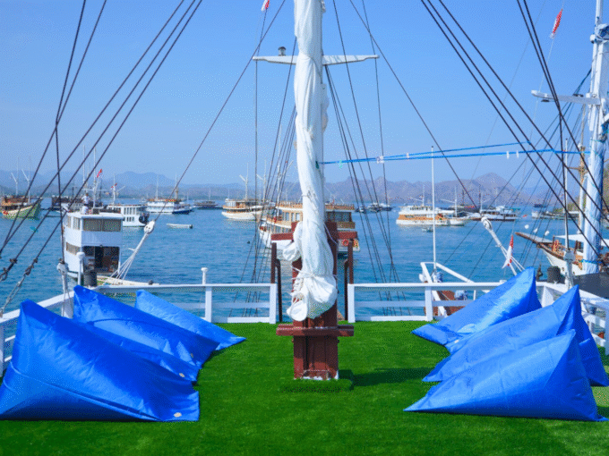 KOMODO SEA TREASURE 03 - SHARING TRIP - Image 11