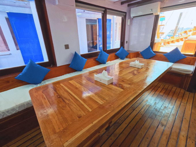 KOMODO SEA TREASURE 03 - SHARING TRIP - Image 8