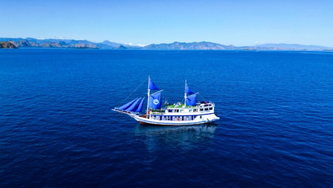 KOMODO SEA TREASURE 01 - SHARING TRIP - Image 2